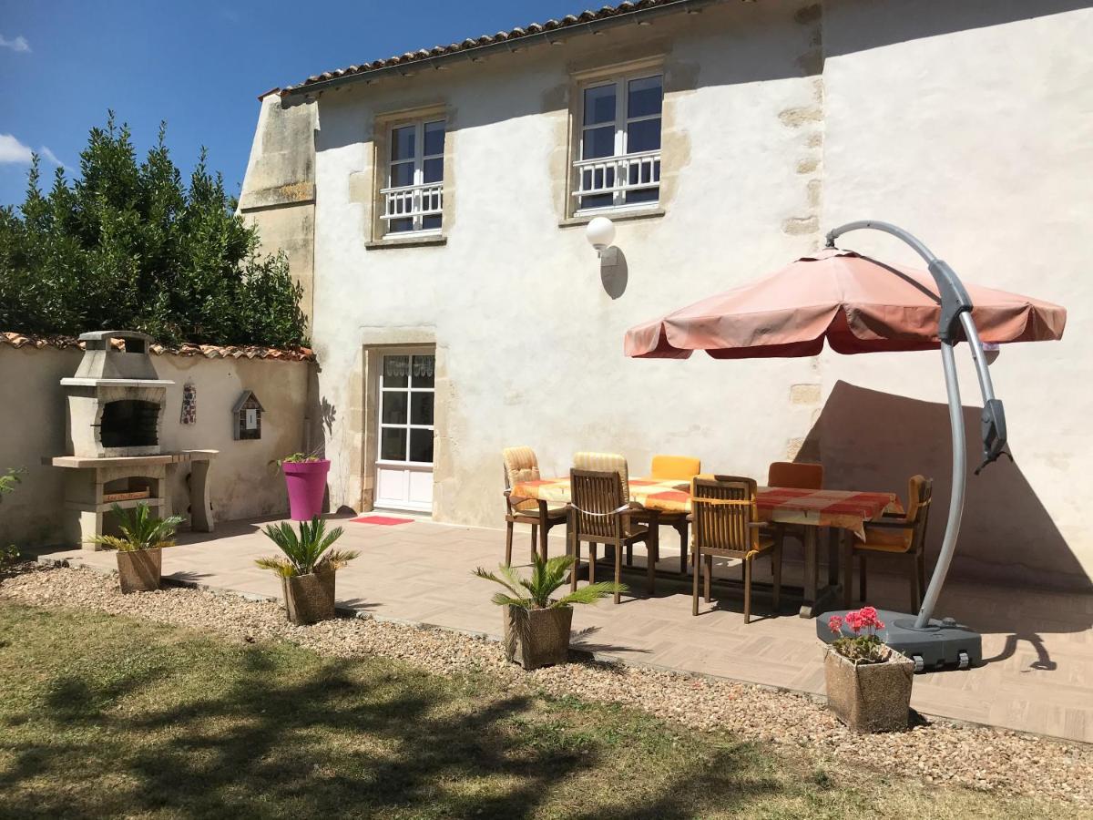 Villa La Diguinerie à Prignac Extérieur photo